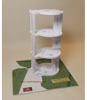 Maquette du Donjon du château de Blandy les Tours (77). Montage de la structure.
