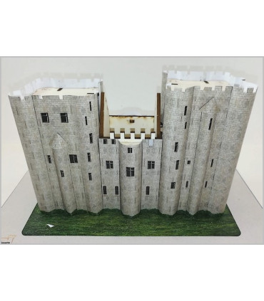 Maquette du Donjon de Niort (79). Collage des murs.