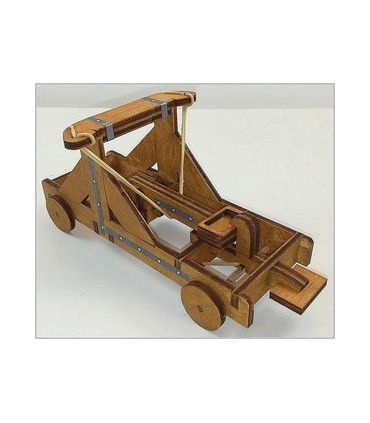 Maquette de Catapulte Médiévale à Roues en Bois. Vue arrière.