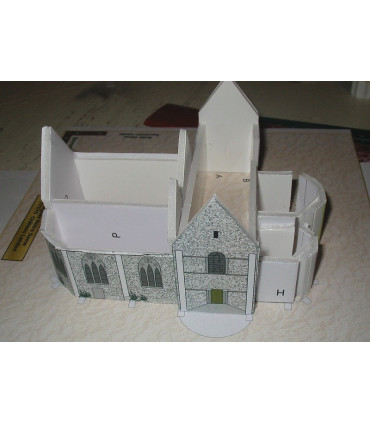 Montage murs maquette Chateau-Landon (77) - Eglise Notre Dame