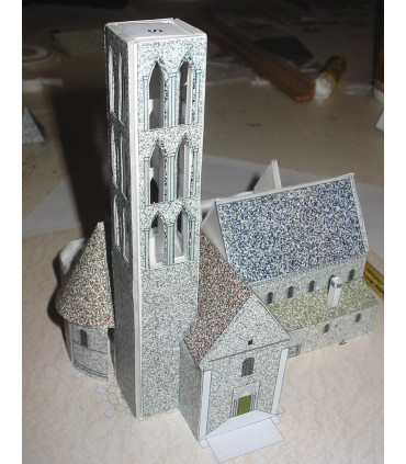 Montage clocher maquette Chateau-Landon (77) - Eglise Notre Dame